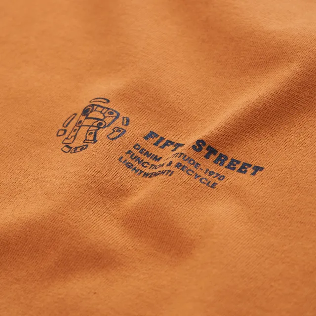 【5th STREET】中性款機械LOGO圖案短袖T恤-黃褐色