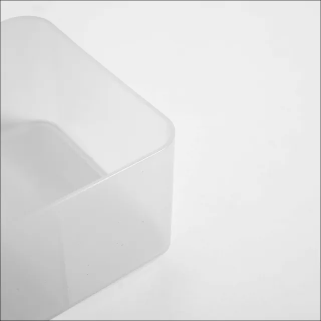 【特力屋】霧面磨砂分格收納盒 12x11x7cm