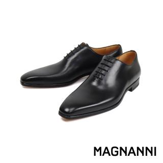 【MAGNANNI】西班牙手工經典素面牛津鞋 黑色(23806-BL)