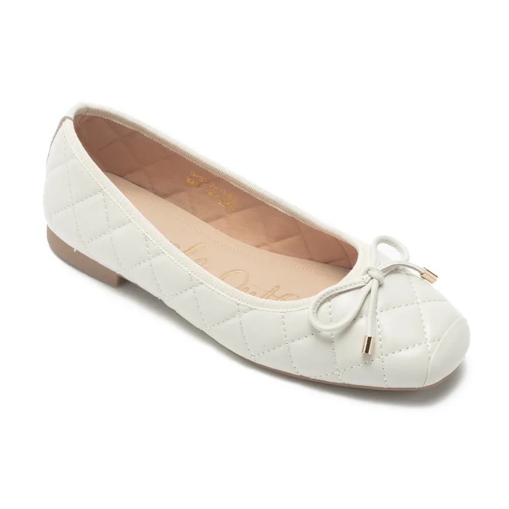 【Pineapple Outfitter】DARLEE 羊皮絎縫平底娃娃鞋(白色)
