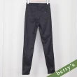 【betty’s 貝蒂思】仿皮革質地彈性修身褲(黑色)
