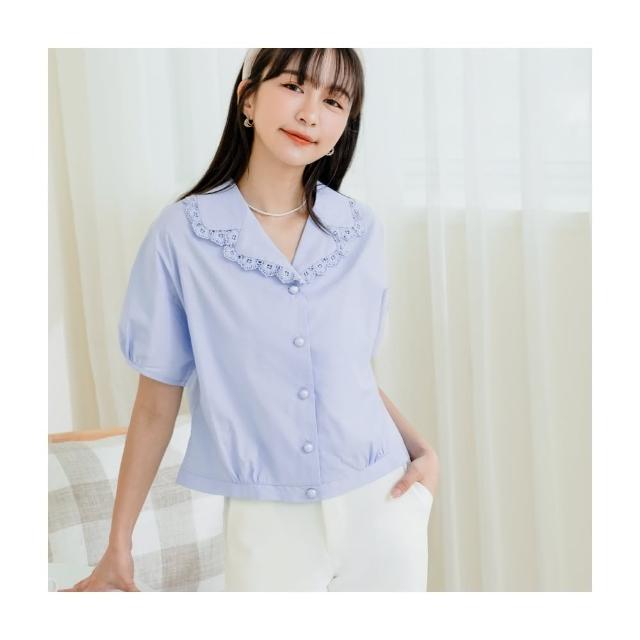 【OB 嚴選】小V臉蕾絲娃娃領襯衫上衣 《AB18460》