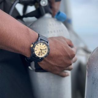 【LUMINOX 雷明時】Leatherback Sea Turtle Giant革龜運動腕錶(黑x金 / 0325GP)