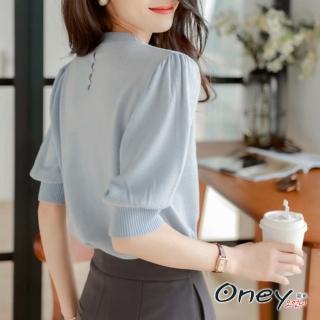 【ONEY 歐妮】★精緻氣質冰絲針織圓領上衣(春夏/短袖上衣/針織上衣/修身顯瘦)