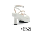 【MISS 21】跩甜小氣質LOGO釦細帶大頭高跟涼鞋(白)