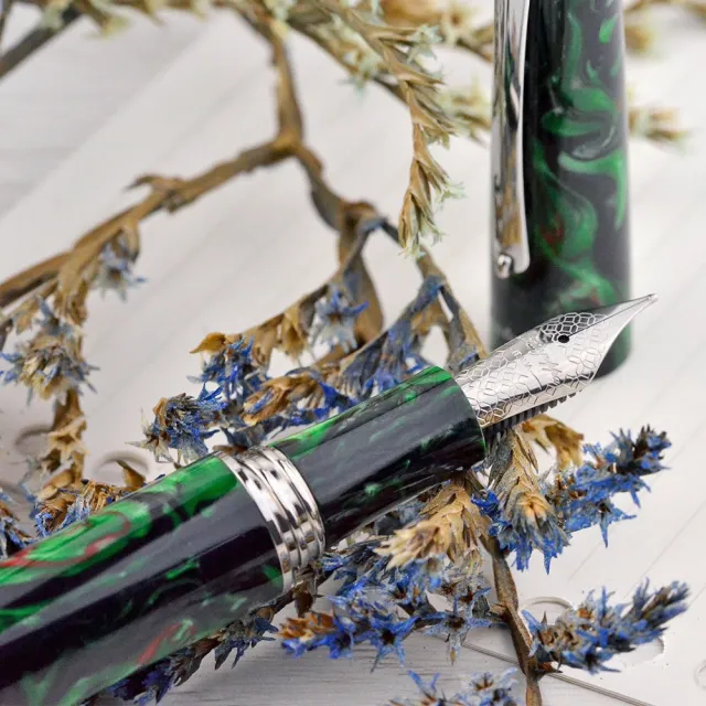 【Montegrappa】ELMO FANTASY BLOOMS 鳶尾黃(鋼筆)