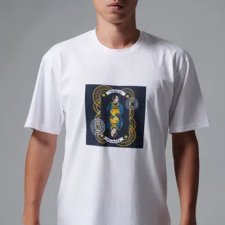 【TSUBASA洒落運動衣】YAMATO聯名款 白色T-Shirt 圖案男將士與籃球(圓領T恤 白T恤 寬鬆休閒 短袖T恤)