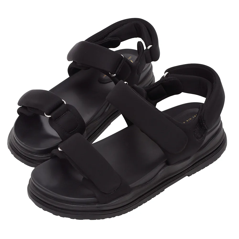 【Ann’S】全方面呵護超軟澎澎海綿-升級彈力厚底魔鬼氈涼鞋4cm(黑)