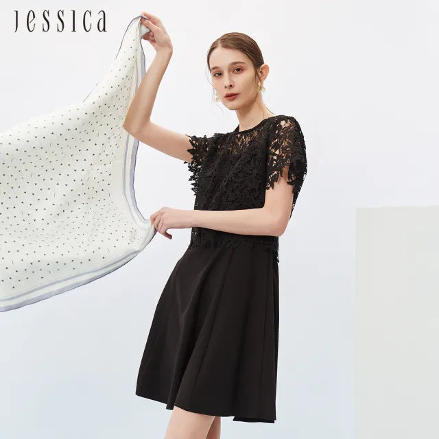 【JESSICA】氣質優雅花卉蕾絲拼接雪紡短袖洋裝233177（黑）