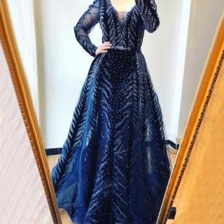 【女神婚紗禮服】高階小泡肩袖深V領天鵝絨宴會晚禮服 LA60903 深藍色(媽媽服 晚宴服)