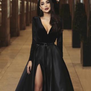 【女神婚紗禮服】極致深V性感天鵝絨長裙宴會晚禮服 LA60706 黑色(婚宴服 晚會主持人)