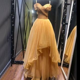 【女神婚紗禮服】高階金色露背蓬蓬裙宴會晚禮服 LA70484(聚會禮服 年會主持人)