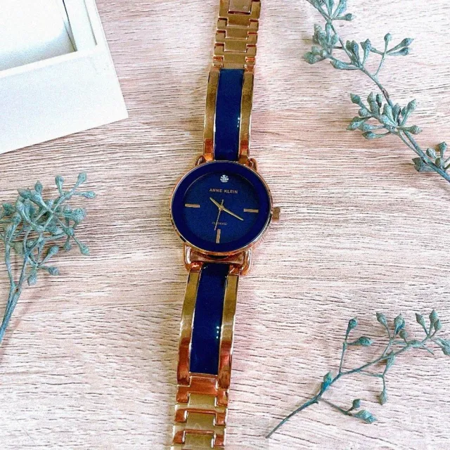 【ANNE KLEIN】AnneKlein手錶型號AN00214(深藍色錶面深藍色錶殼金藍色精鋼錶帶款)