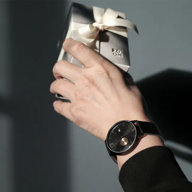【ZOOM】REFINE 7150 純粹雅仕雙眼真皮手錶-流金黑-44mm(ZM7150)