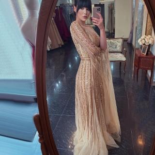 【女神婚紗禮服】高階奢華時尚金飄袖氣質宴會晚禮服 LA70637(主持人 表演禮服)