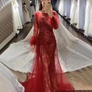 【女神婚紗禮服】高階輕奢羽毛氣質魚尾宴會晚禮服 LA70827 酒紅色(訂婚禮服 新娘)