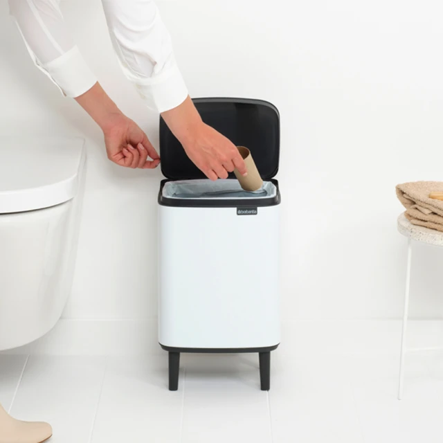 Brabantia BO WASTE BIN掀蓋式垃圾桶-7L純淨白(全新款式)