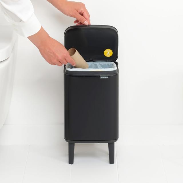 【Brabantia】BO WASTE BIN掀蓋式垃圾桶-4L尊爵黑(全新款式)