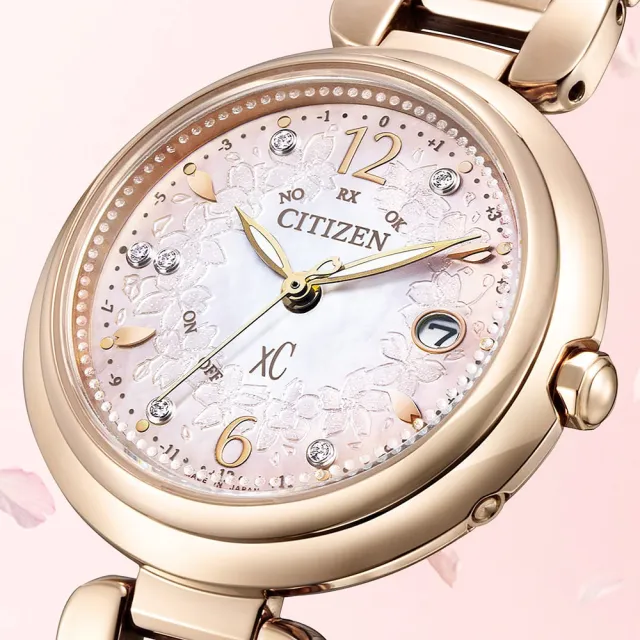 【CITIZEN 星辰】XC 限量櫻花鈦金屬 光動能全球電波鑽石女錶-29mm 送飾品收納包 開學(ES9467-62W)