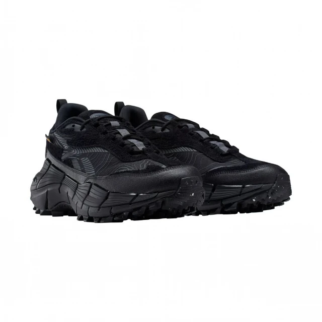 reebok 慢跑鞋