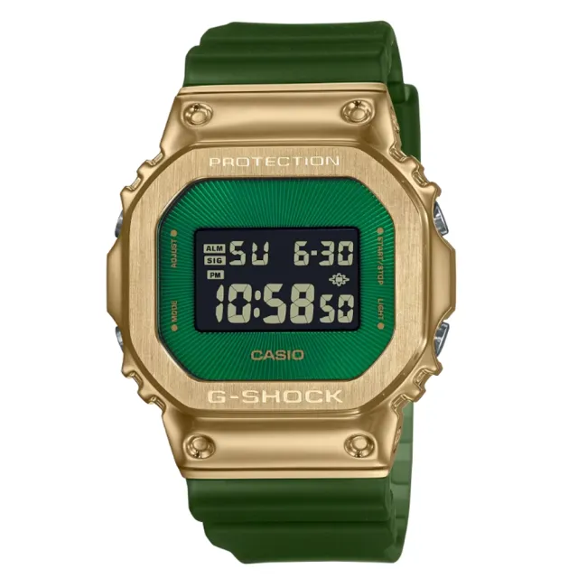 【CASIO 卡西歐】G-SHOCK 沙漠越野 奢華冒險 搶眼金綠 金屬錶殼 經典方型 GM-5600CL-3_43.2mm