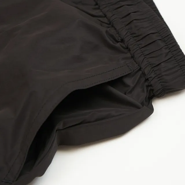 【5th STREET】女裝輕量運動短褲-黑色