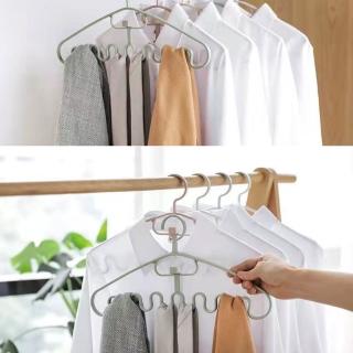 【東京 Ito】簡約波浪吊帶無痕防滑衣架(多功能 衣服 掛絲巾 吊帶 領帶 圍巾 絲巾可疊加)