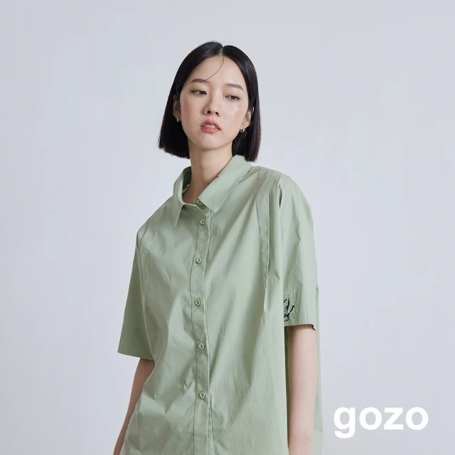 【gozo】g繩股繡花打褶拉克蘭短袖襯衫(兩色)