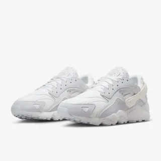 The on sale nike huaraches