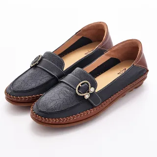 DN平底鞋_真皮愛心沖孔飾扣點綴平底鞋