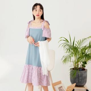 【OB 嚴選】高含棉條紋印花拼接肩綁帶露肩洋裝 《DA9297》