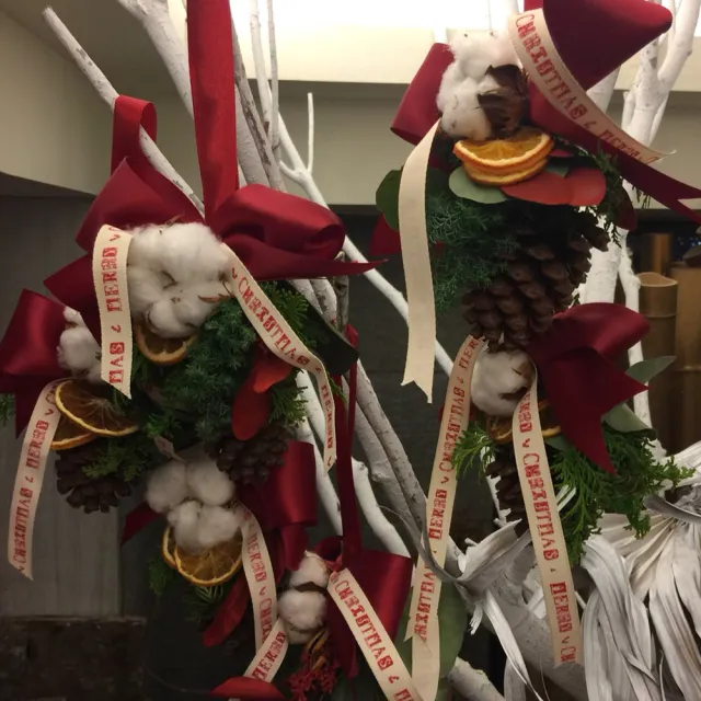 【Santa Ana】純手作松果聖誕吊飾6組(松果及棉花與乾燥果片組合而成的超質感聖誕吊飾)