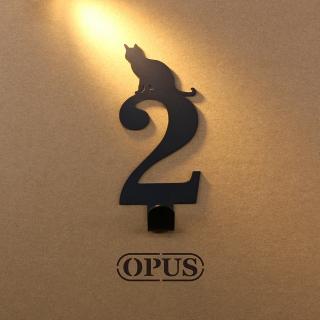 【OPUS 東齊金工】歐式鐵藝壁飾掛勾/無痕掛鉤/掛衣架/居家裝飾收納(HO-nb12-2B 當貓咪遇上數字2)