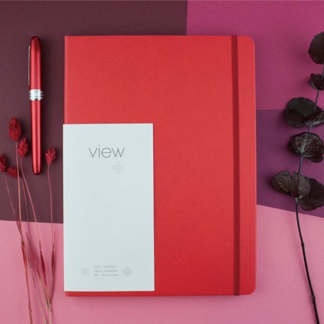 【綠的事務用品】眼色View-16K精裝方格筆記本-紅