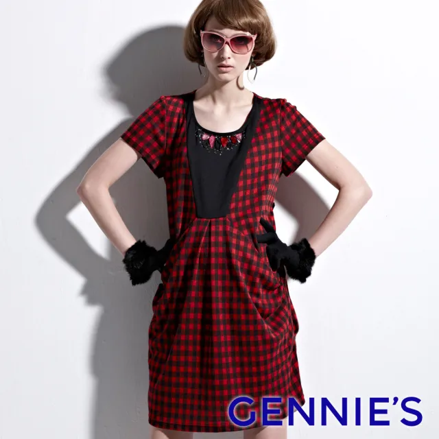 【Gennies 奇妮】經典寶石格紋洋裝-紅(孕婦裝 U領 短袖 雙口袋 綁帶)