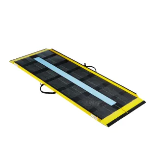 【感恩使者】可攜式碳纖斜坡板 ZHJP1812-150cm長 輕型/耐用/方便(輪椅專用斜坡板-日本製)