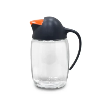 【ZETON】自動開合 防漏回流 企鵝型 油瓶 油壺 醬油瓶 醋瓶 酒壺 調味瓶-620ml(企鵝黑)