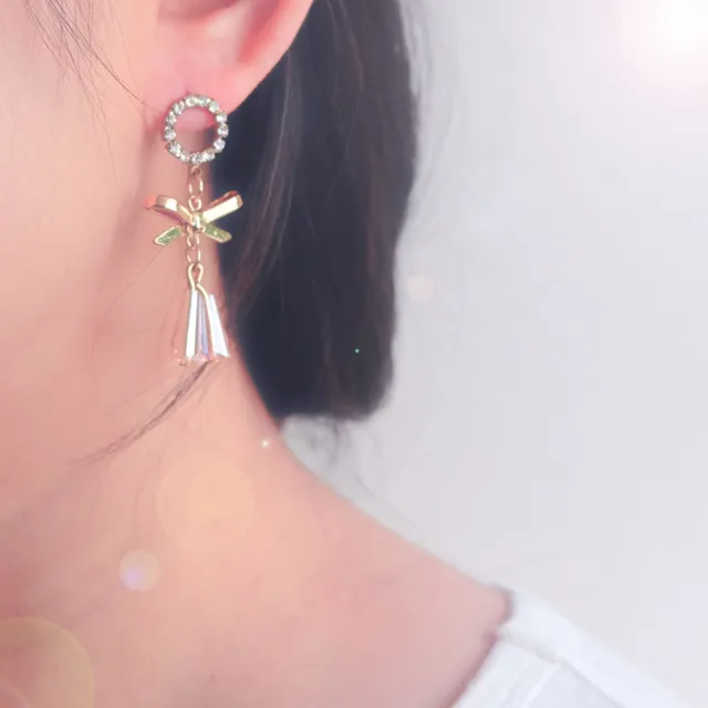 【Anpan】韓國時尚金屬蝴蝶結氣質流蘇水晶吊墜耳釘式耳環
