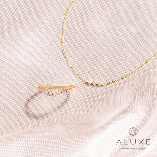 【ALUXE亞立詩】10K金 鑽石戒指 微笑曲線 RW0210