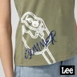 【Lee 官方旗艦】女裝 無袖T恤 / 冰棒印花 橄欖綠 標準版型(LL1901579RY)