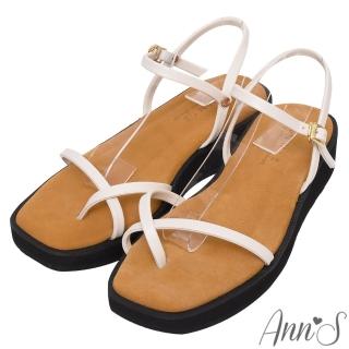 【Ann’S】水洗牛皮-3.5cm小心機厚底！「交叉套指顯瘦V口」方頭涼鞋(米白)
