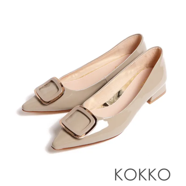 【KOKKO 集團】KOKKO異材質方形飾扣典雅尖頭粗跟包鞋(藕色)