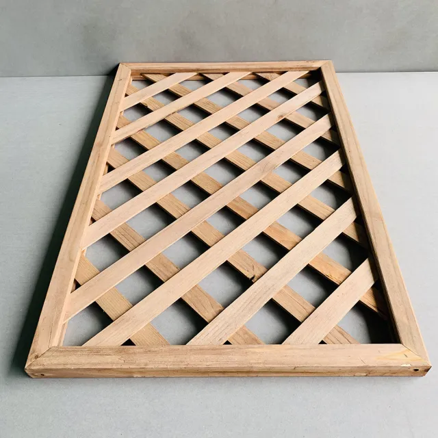 【沃克嚴選】松木格子籬笆- 柚木色 60x90x3.5cm 1入