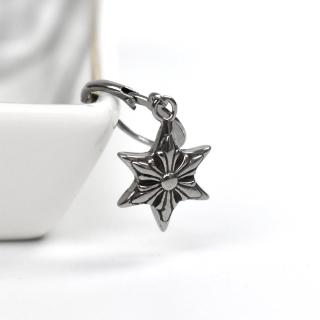 【玖飾時尚】男生耳環 鋼製立體雪花耳針(耳針耳環)