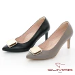 【CUMAR】優雅化身雙層立體金屬飾釦尖頭高跟鞋(灰芋色)