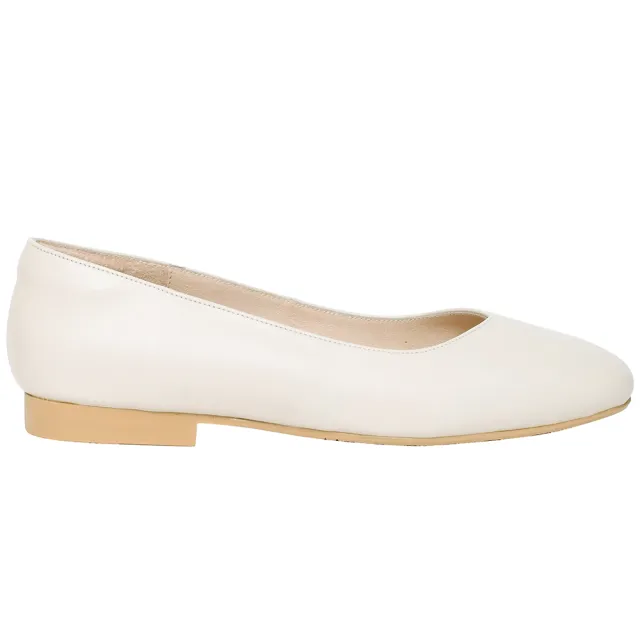 【Ann’S】奶奶鞋-V型小羊皮真皮方頭平底鞋(米白)