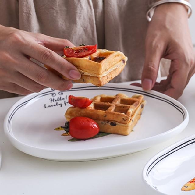 【Homely Zakka】創意Lovely fish系列陶瓷餐具_8.5吋三角淺盤21.8cm(飯碗 湯碗 餐具 餐碗 盤子 器皿)