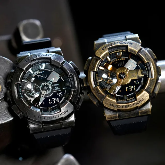 CASIO 卡西歐】G-SHOCK 復古科幻世界仿舊銅色質感金屬框雙顯錶-黑色(GM