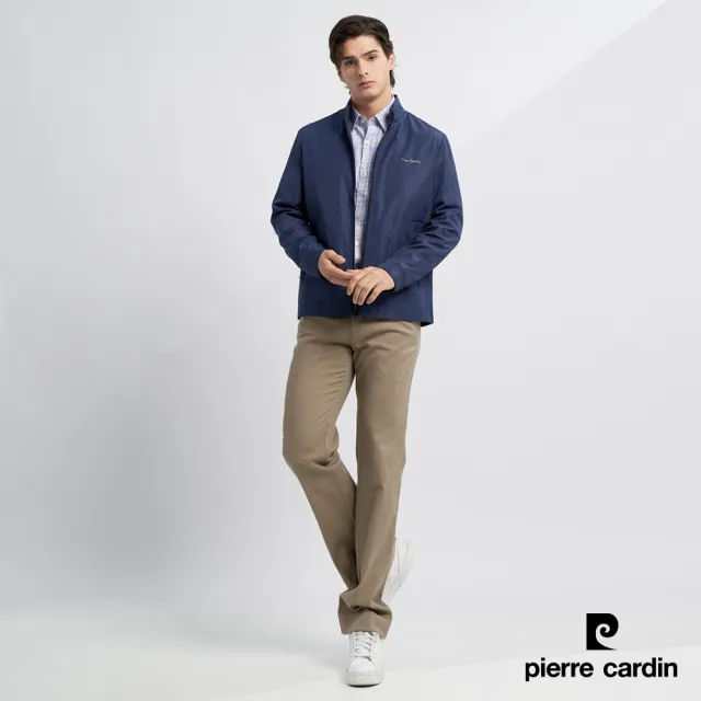 【pierre cardin 皮爾卡登】網路獨家 男款 防風壓紋立領休閒薄夾克外套-藍色(7225665-38)