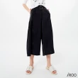 【iROO】簡約設計款壓摺寬褲